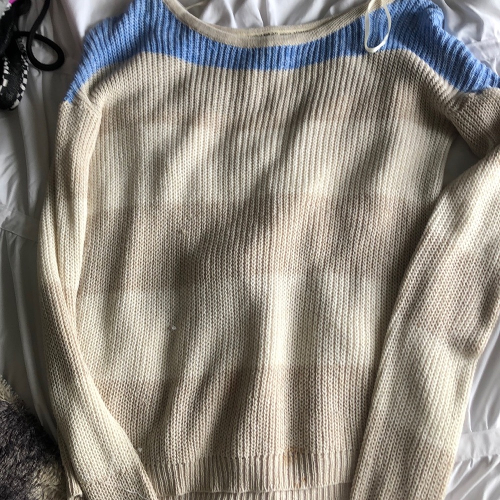 Grey and white ROXY sweater